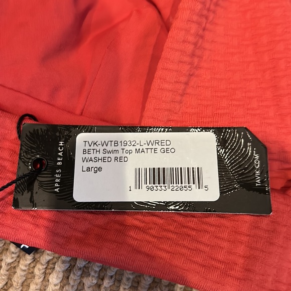 2 NWT TAVIK swim tops size large - Picture 7 of 8